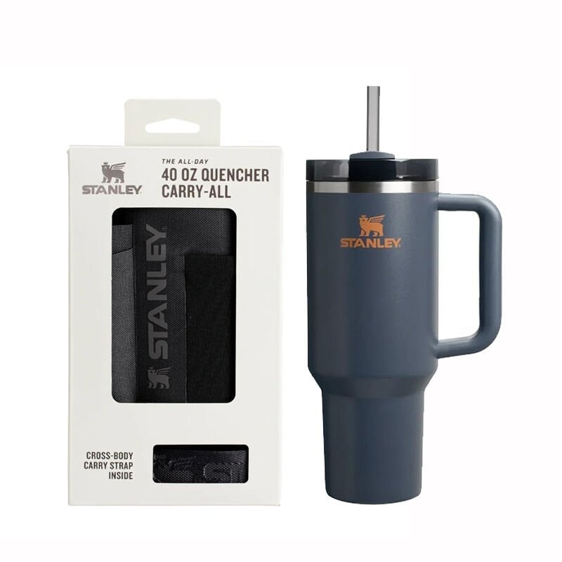 Yılbaşına Özel Stanley Tumbler Pipetli Termos | 1.18L & Taşıma Kılıfı